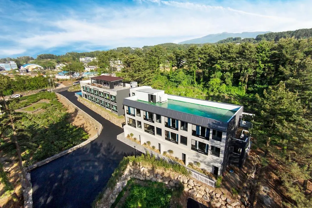Nine Spa Ville Jeju Holiday home